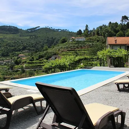 Guest house Casa Do Escoivo 3*